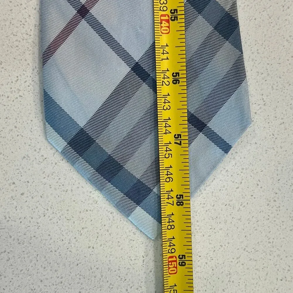 Burberry London Men's 100% Silk Nova Check Plaid Made In Italy Necktie Blue